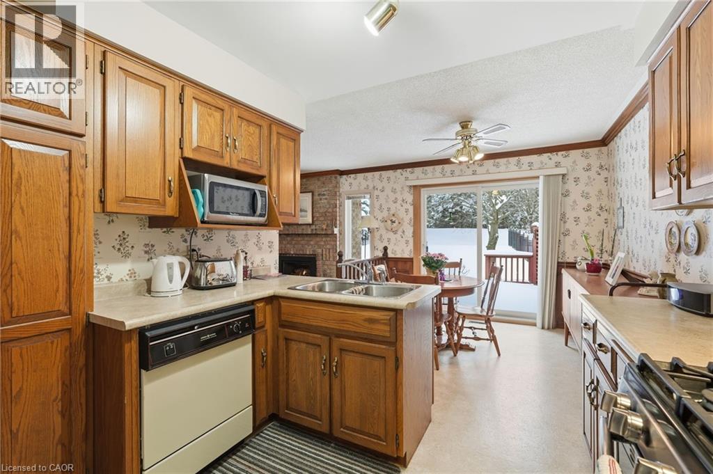 2320 Homer Drive, Burlington, ON - Indoor Photo Showing Kitchen With Double Sink