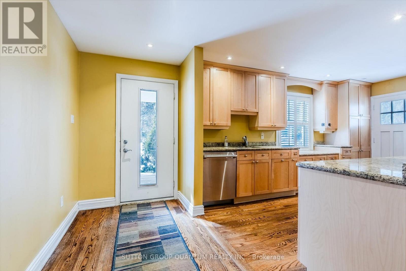 1273 Clarkson Road, Mississauga, ON - Indoor Photo Showing Kitchen