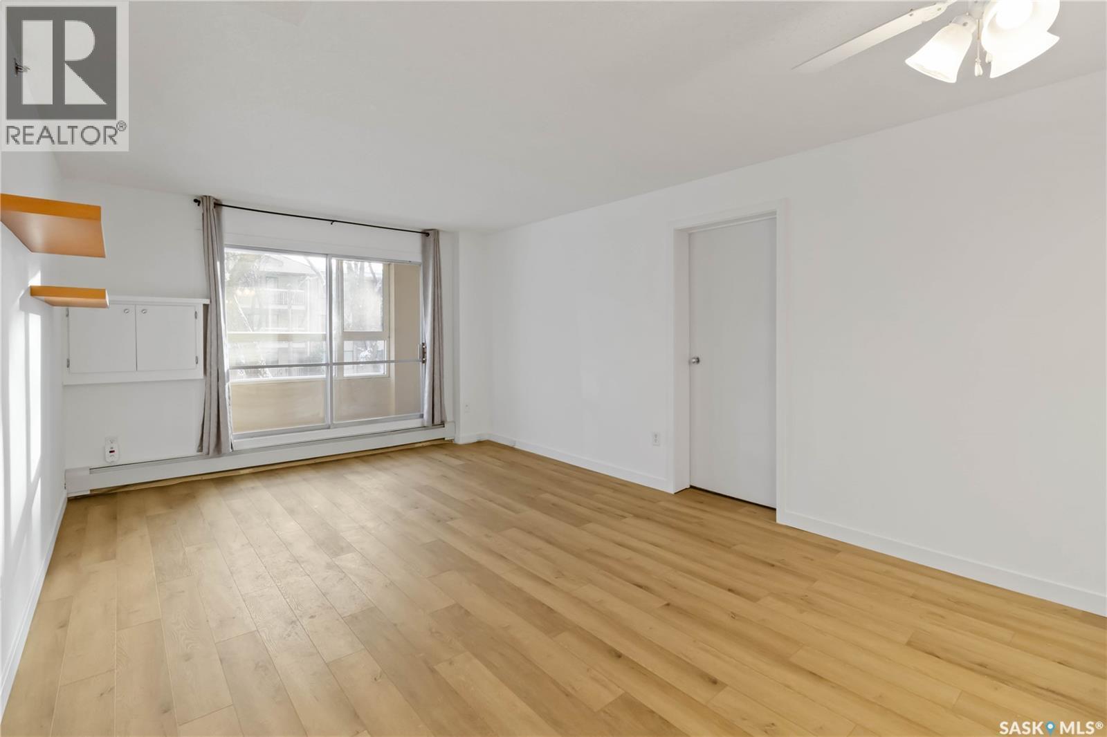 103 525 3Rd Avenue N, Saskatoon, SK - Indoor Photo Showing Other Room