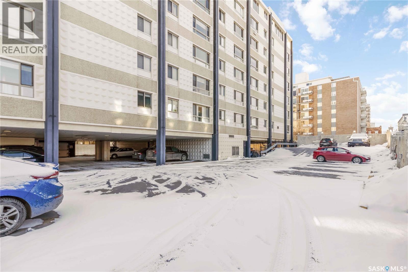 103 525 3Rd Avenue N, Saskatoon, SK - Outdoor With Facade