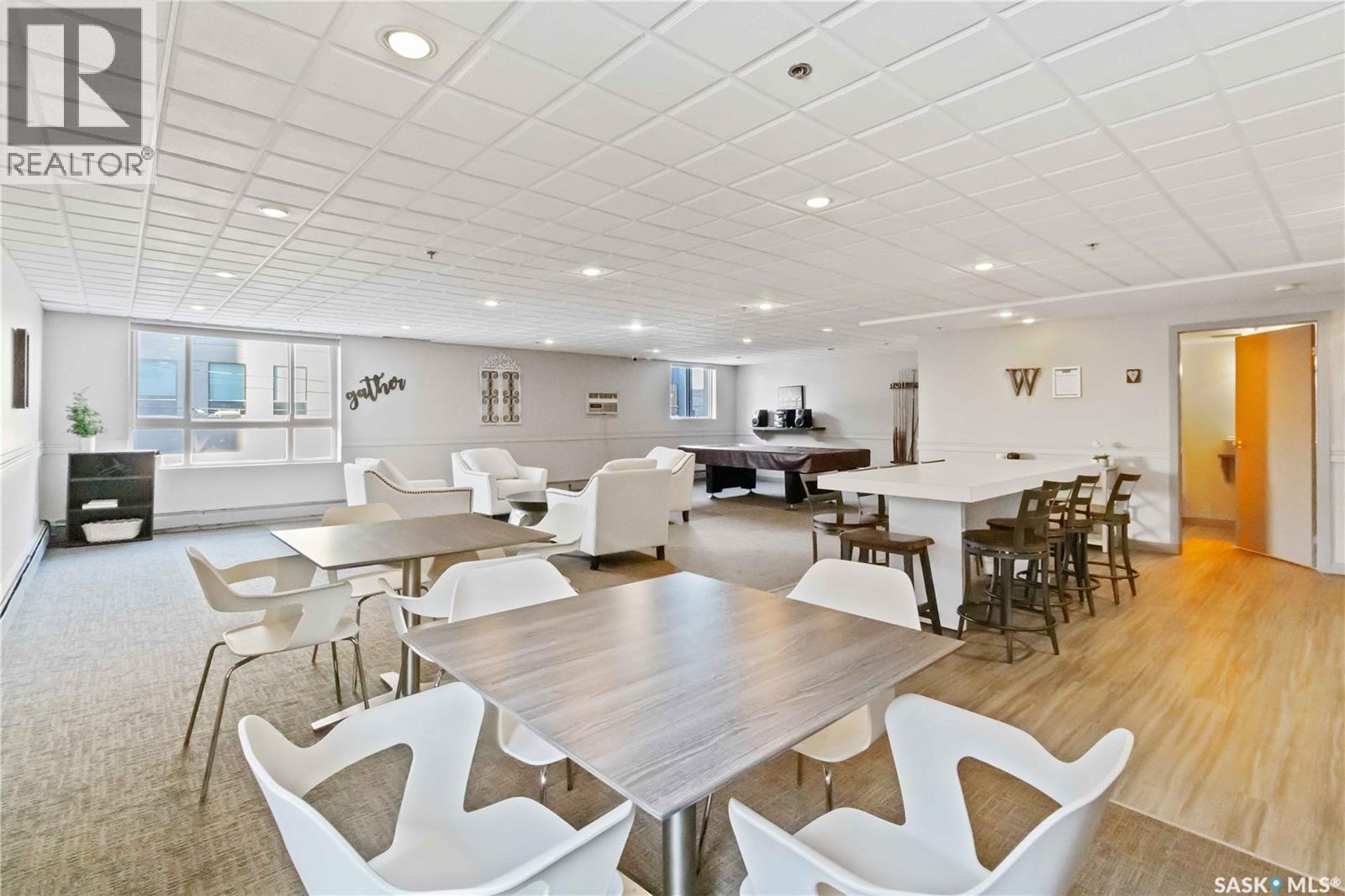 103 525 3Rd Avenue N, Saskatoon, SK - Indoor Photo Showing Other Room