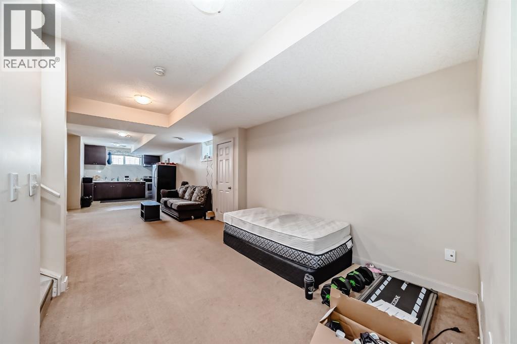 226 Saddlebrook Circle Ne, Calgary, AB - Indoor Photo Showing Other Room