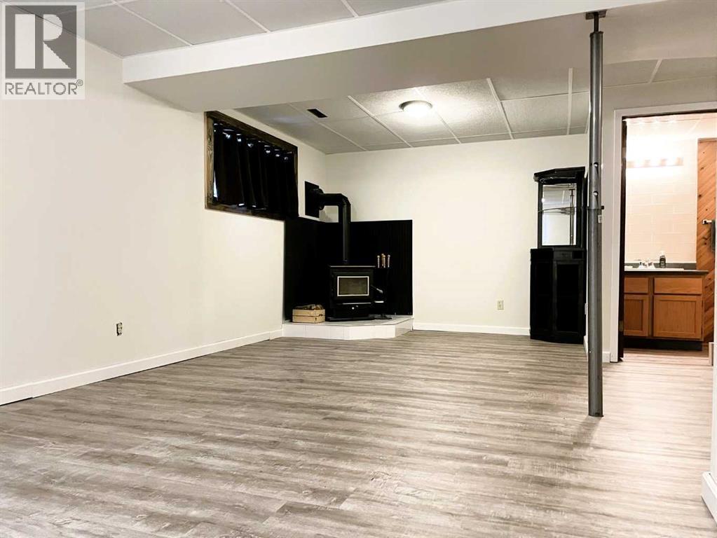 4516 45 Street, Rycroft, AB - Indoor