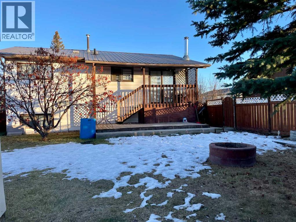 4516 45 Street, Rycroft, AB - Outdoor With Deck Patio Veranda