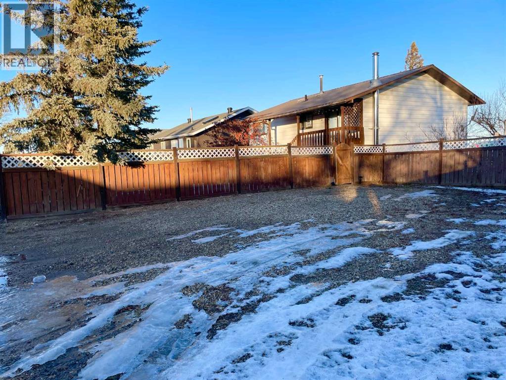 4516 45 Street, Rycroft, AB - Outdoor