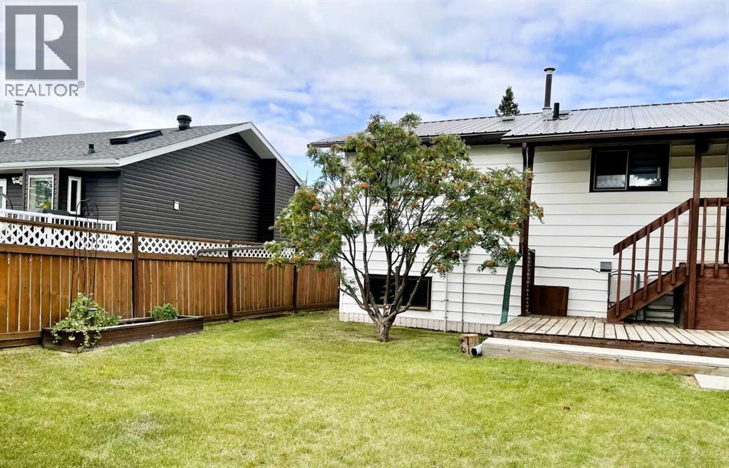 4516 45 Street, Rycroft, AB - Outdoor