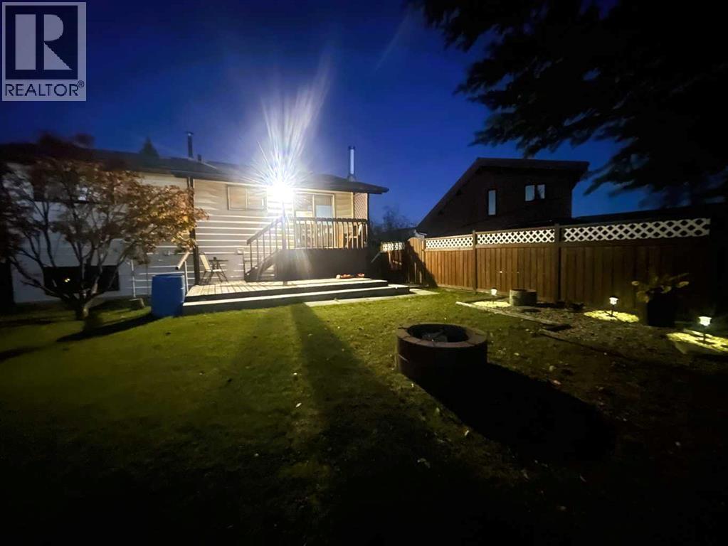 4516 45 Street, Rycroft, AB - Outdoor