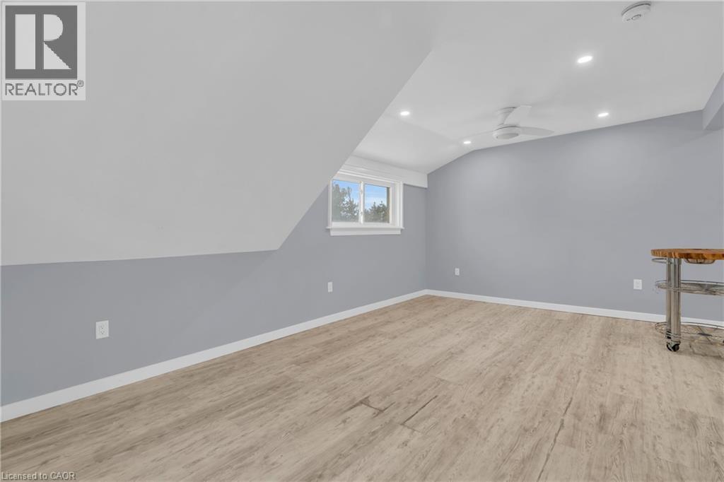 12 Park Street Unit# Upper, Kitchener, ON - Indoor Photo Showing Other Room