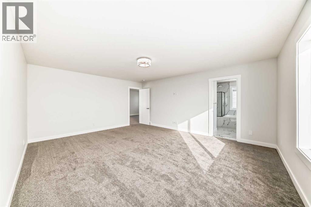 100 Corner Glen Manor Ne, Calgary, AB - Indoor Photo Showing Other Room