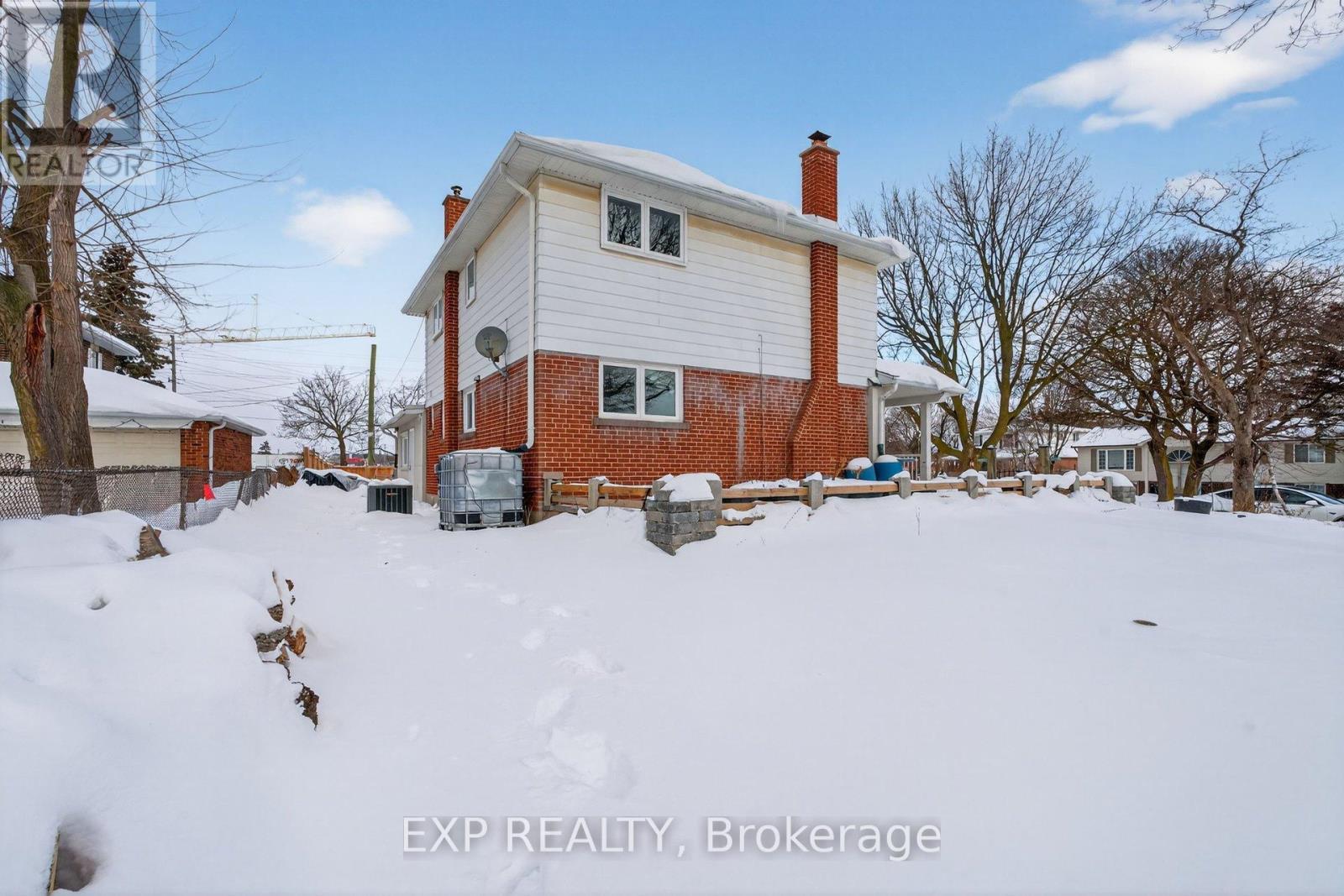 2 Gladiator Road, Markham, ON - Outdoor