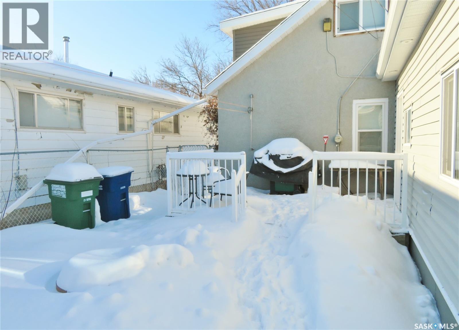 1506 E Avenue N, Saskatoon, SK - Outdoor With Exterior