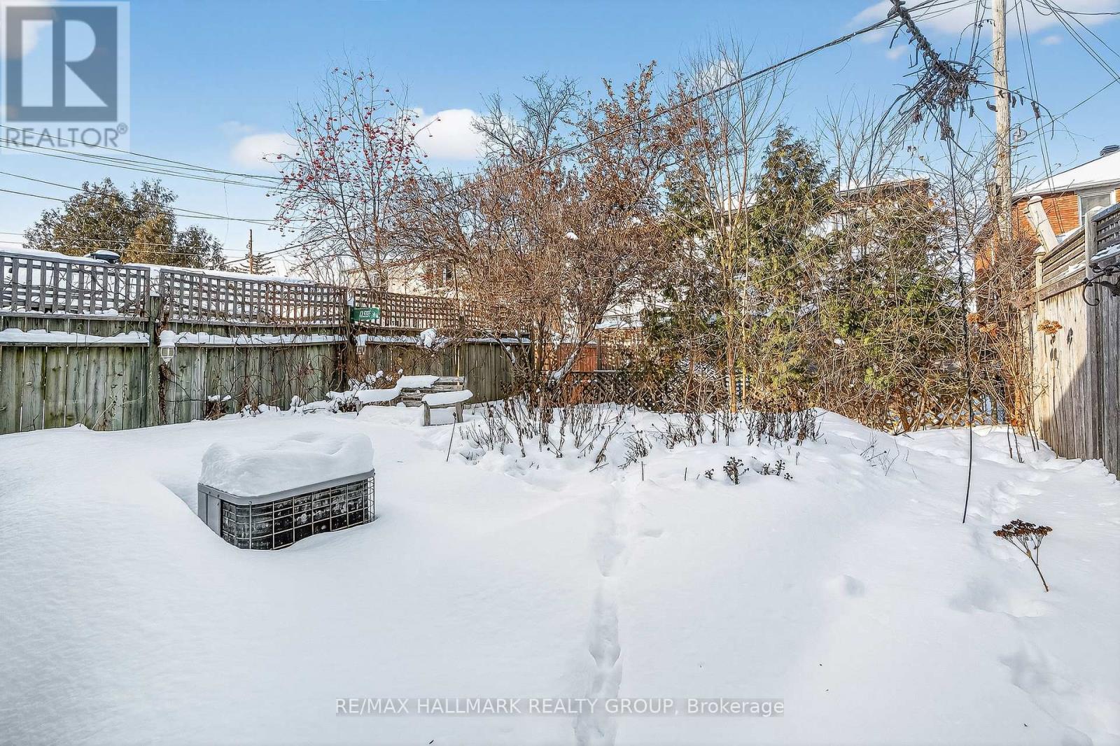 77 King George Street, Ottawa, ON - Outdoor