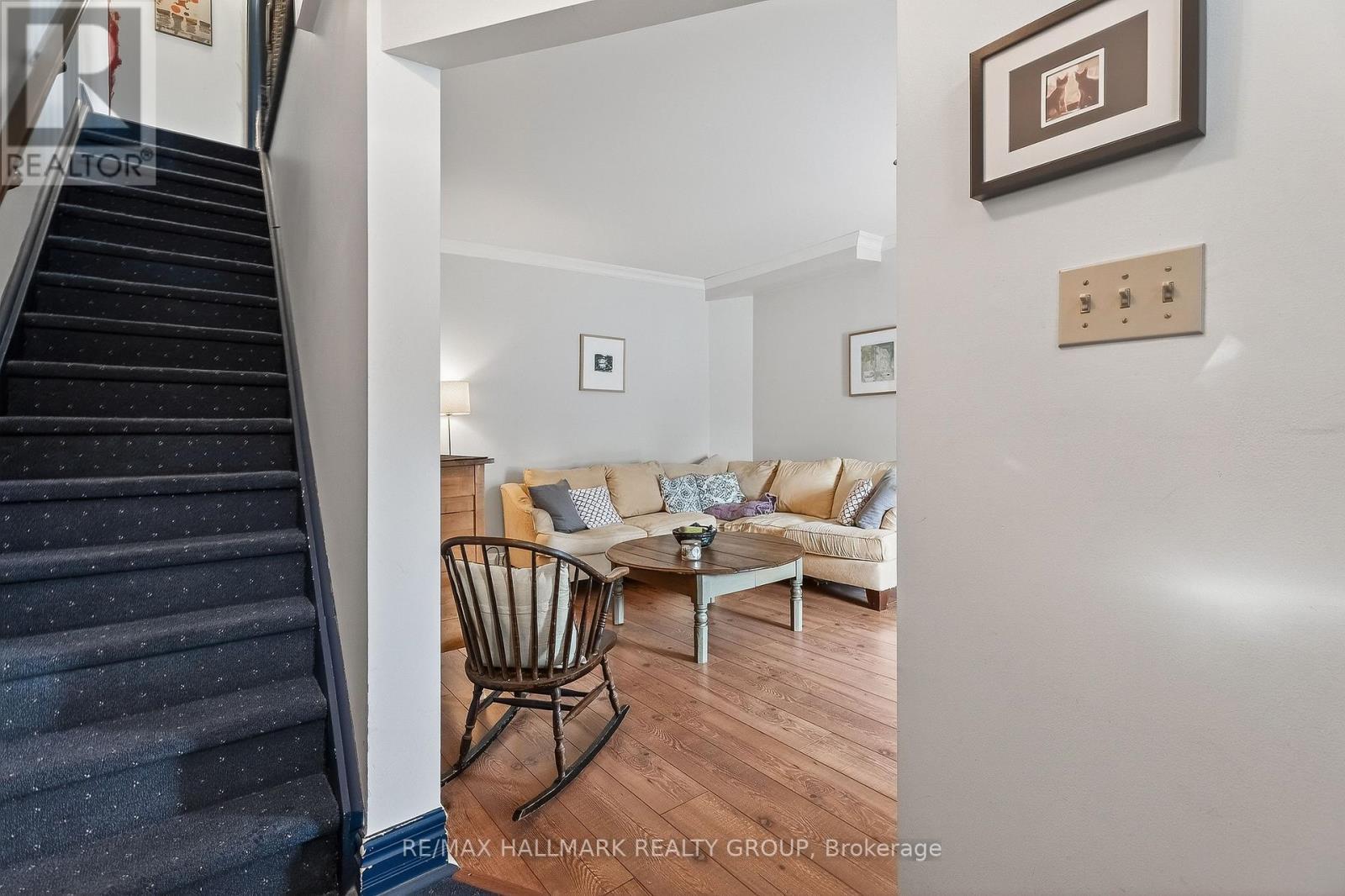 77 King George Street, Ottawa, ON - Indoor Photo Showing Other Room