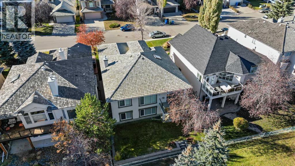 69 Evergreen Crescent Sw, Calgary, AB - Outdoor