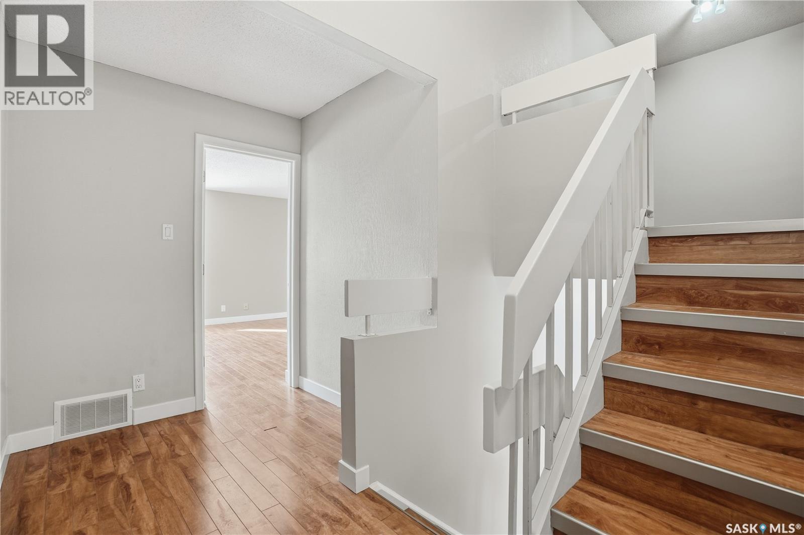 19 Martin Crescent, Regina, SK - Indoor Photo Showing Other Room