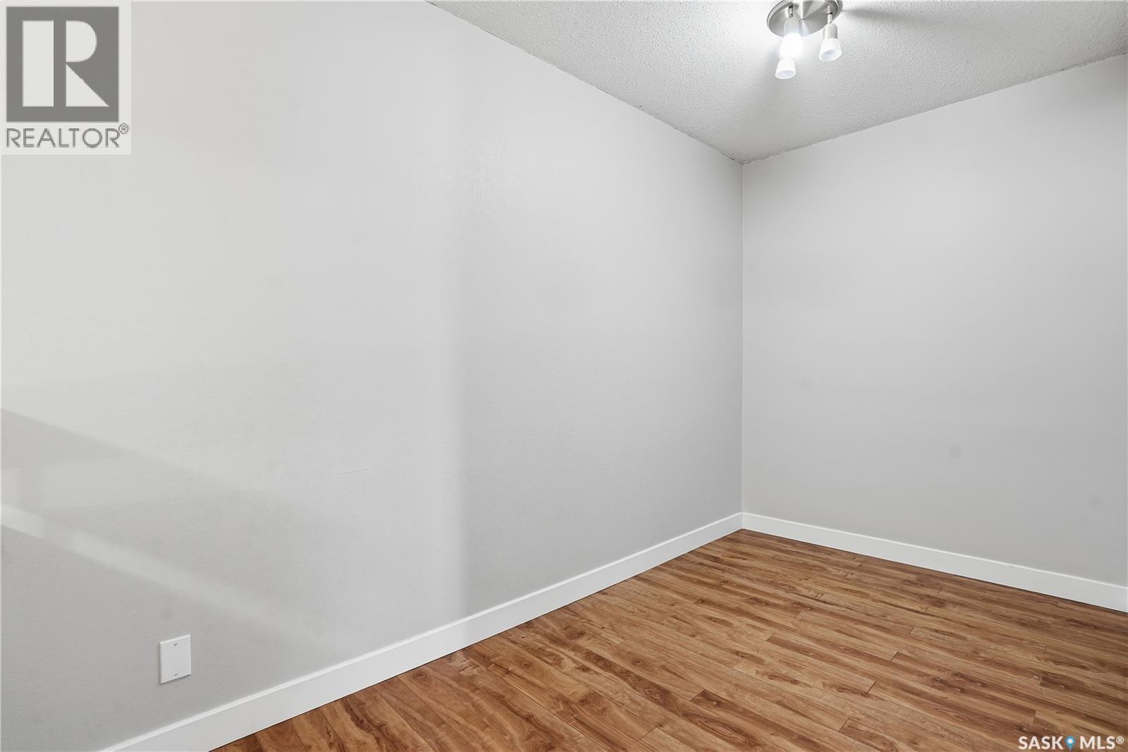 19 Martin Crescent, Regina, SK - Indoor Photo Showing Other Room