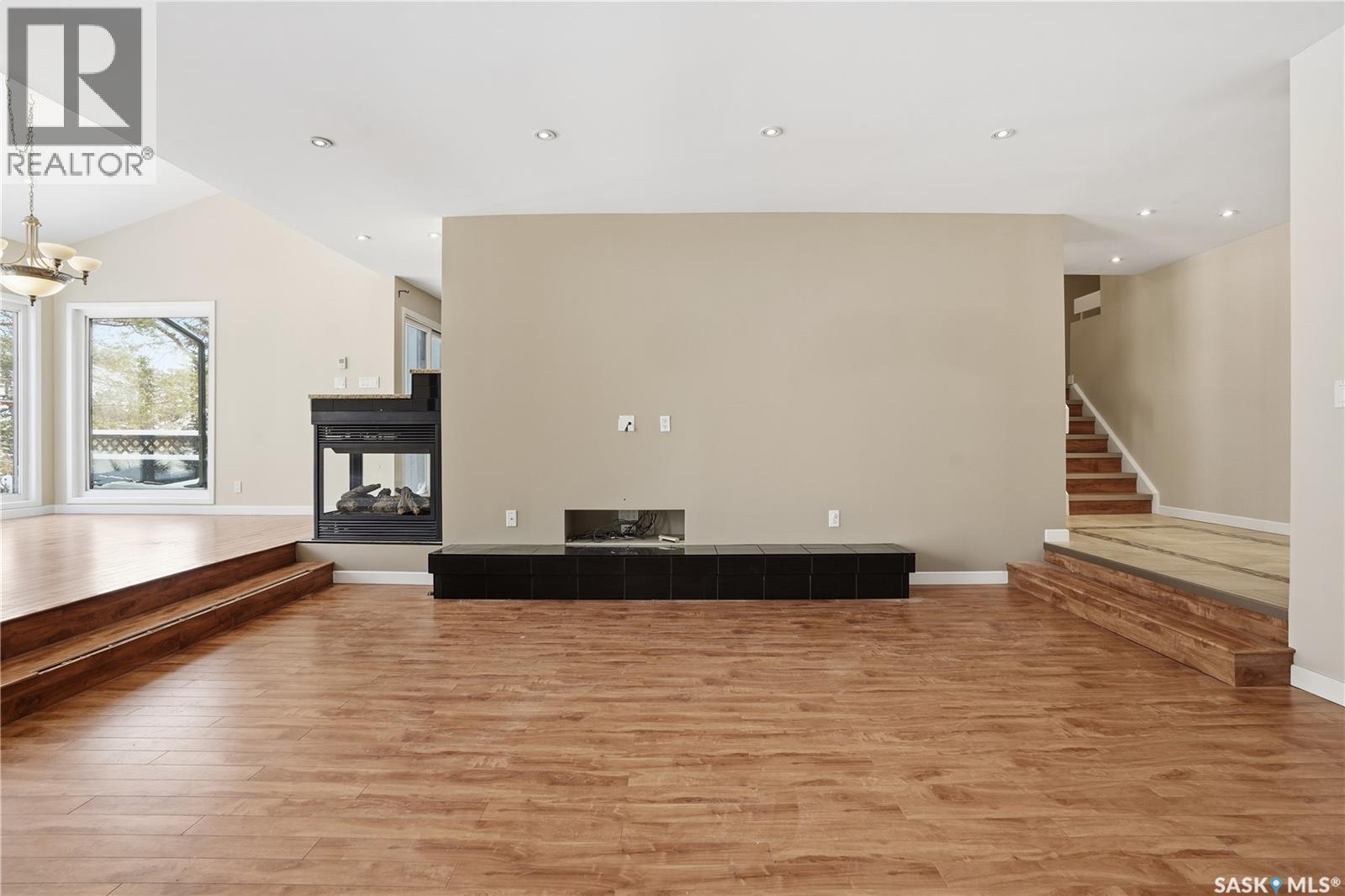 19 Martin Crescent, Regina, SK - Indoor Photo Showing Other Room