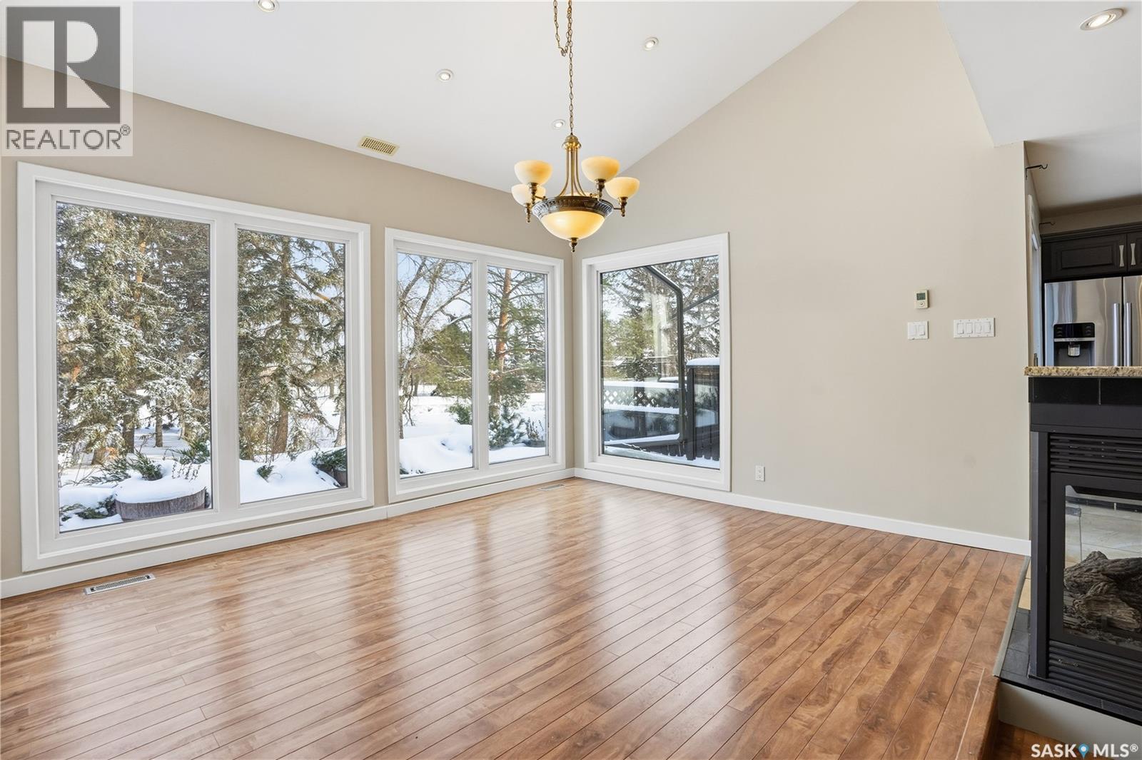 19 Martin Crescent, Regina, SK - Indoor With Fireplace
