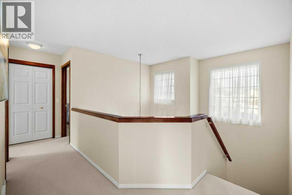 63 Douglas Park Boulevard Se, Calgary, AB - Indoor Photo Showing Other Room