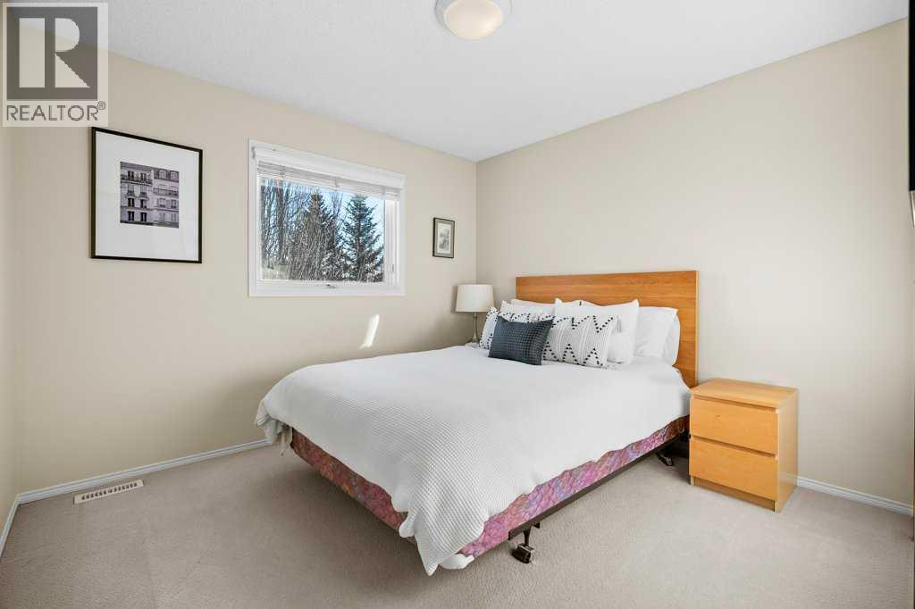 63 Douglas Park Boulevard Se, Calgary, AB - Indoor Photo Showing Bedroom