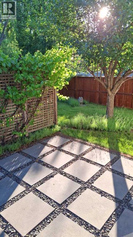 63 Douglas Park Boulevard Se, Calgary, AB - Outdoor