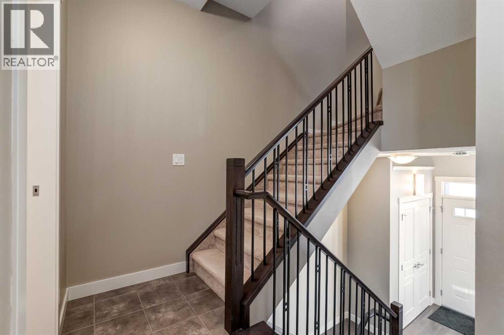 705 Evanston Square Nw, Calgary, AB - Indoor Photo Showing Other Room