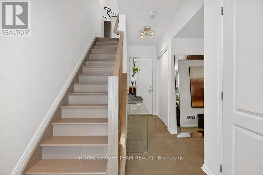 Foyer with entry to garage & den - 787 Element Private, Ottawa, ON - Indoor Photo Showing Other Room