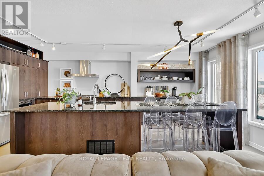 787 Element Private, Ottawa, ON - Indoor Photo Showing Kitchen With Upgraded Kitchen