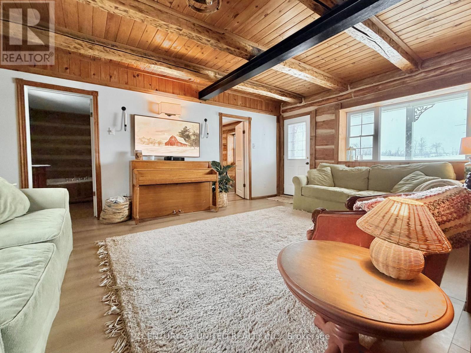 1074 First Line, Douro-Dummer, ON - Indoor Photo Showing Living Room