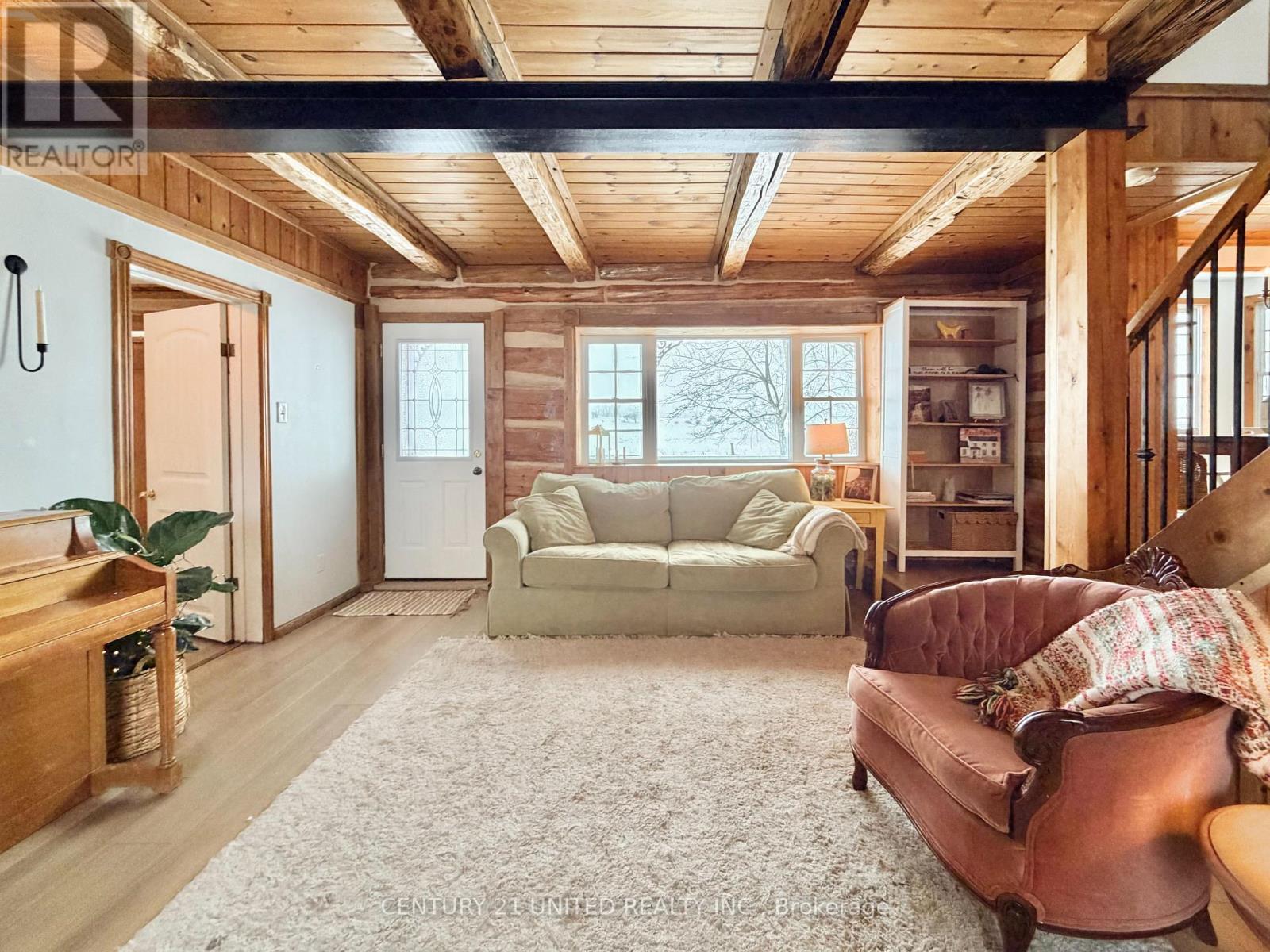 1074 First Line, Douro-Dummer, ON - Indoor Photo Showing Living Room