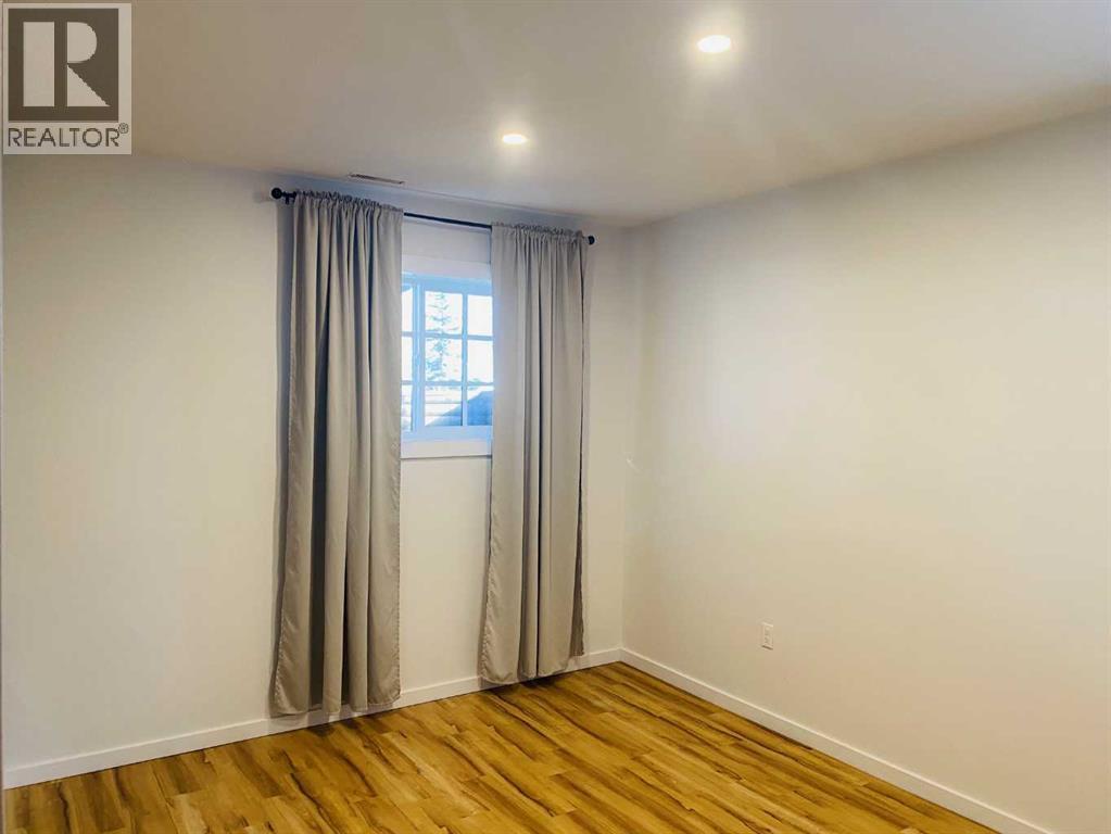 107 Poplar Avenue, Trochu, AB - Indoor Photo Showing Other Room