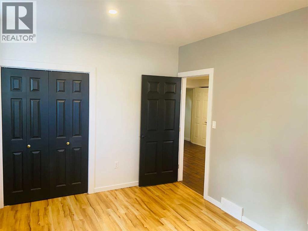 107 Poplar Avenue, Trochu, AB - Indoor Photo Showing Other Room