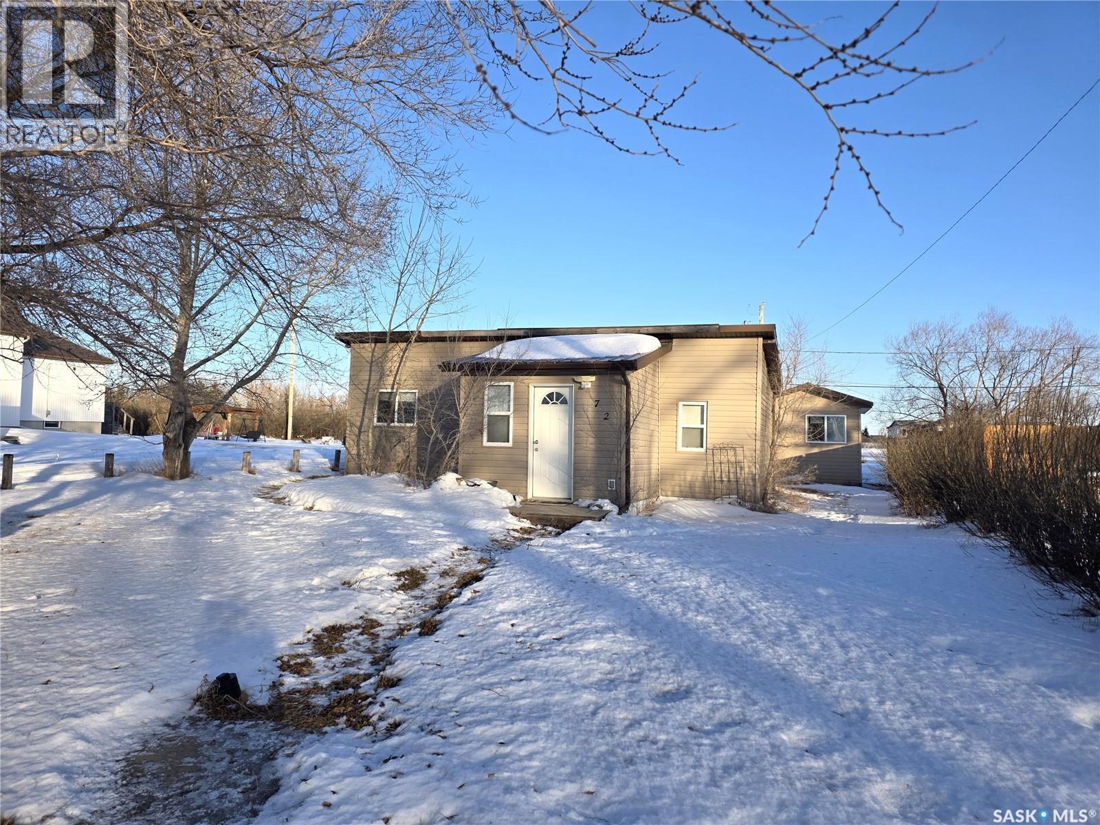 792 Saskatchewan Avenue, Milden, SK - Outdoor