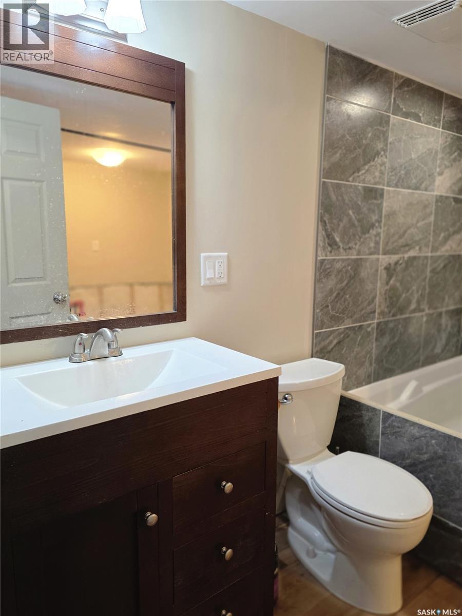 792 Saskatchewan Avenue, Milden, SK - Indoor Photo Showing Bathroom