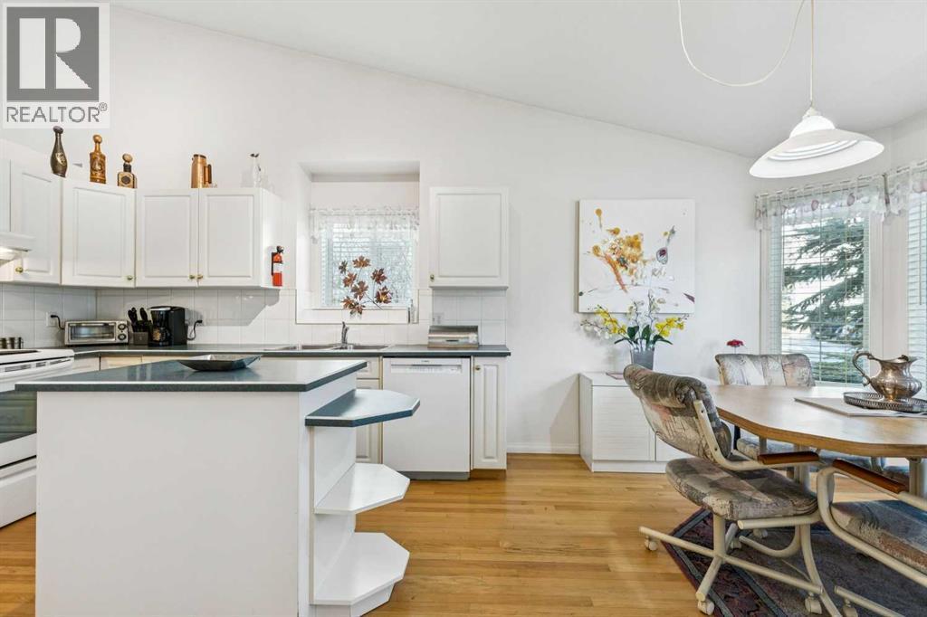 312 Prominence Heights Sw, Calgary, AB - Indoor