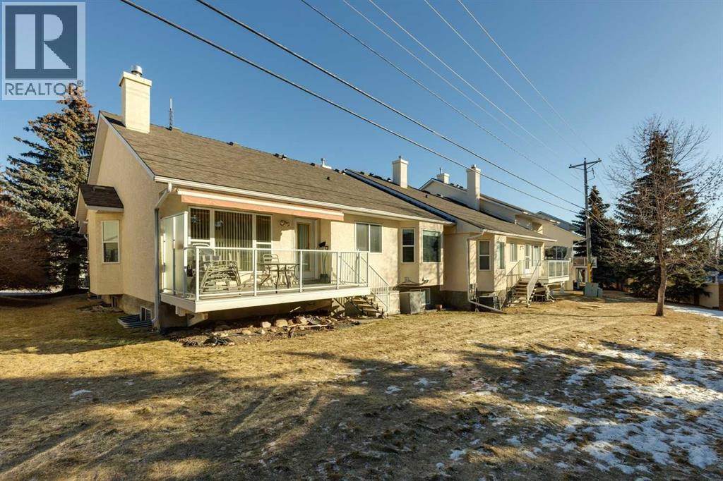 312 Prominence Heights Sw, Calgary, AB - Outdoor With Deck Patio Veranda