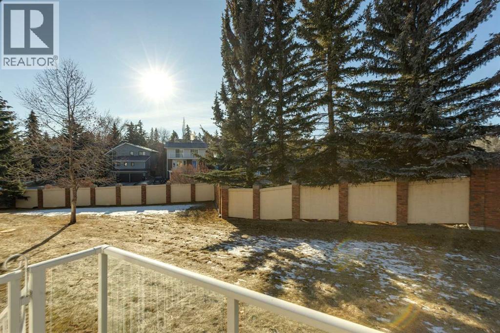 312 Prominence Heights Sw, Calgary, AB - Outdoor
