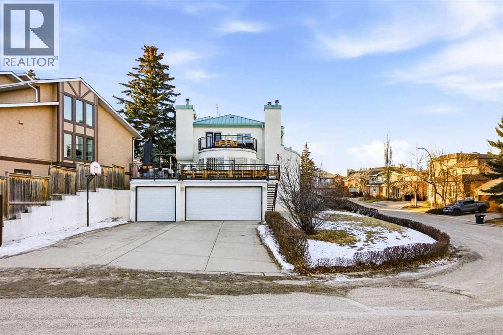 64 Patterson Mews Sw, Calgary, AB - Outdoor