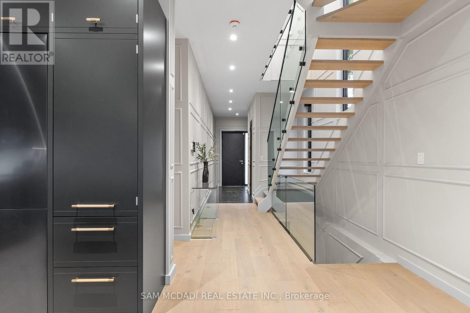 1090 Ella Avenue, Mississauga, ON - Indoor Photo Showing Other Room