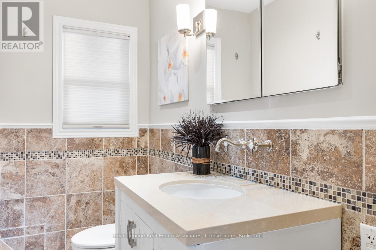 2176 Florian Road, Mississauga, ON - Indoor Photo Showing Bathroom