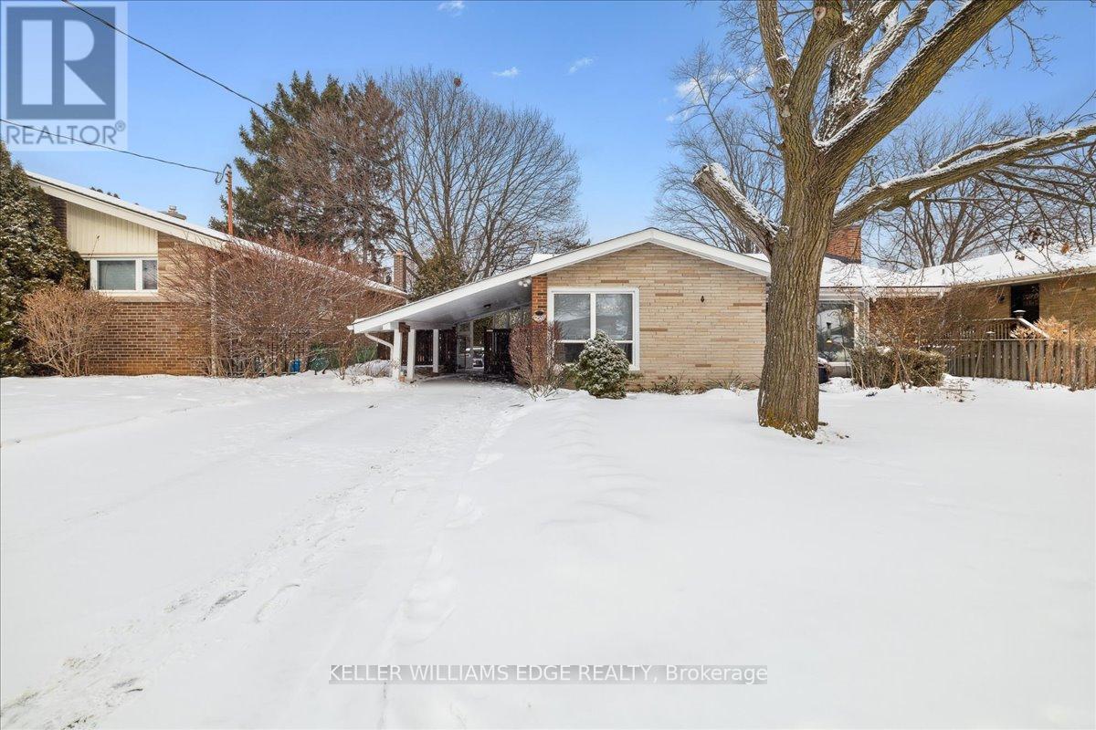 359 Pepper Drive, Burlington, ON - Outdoor