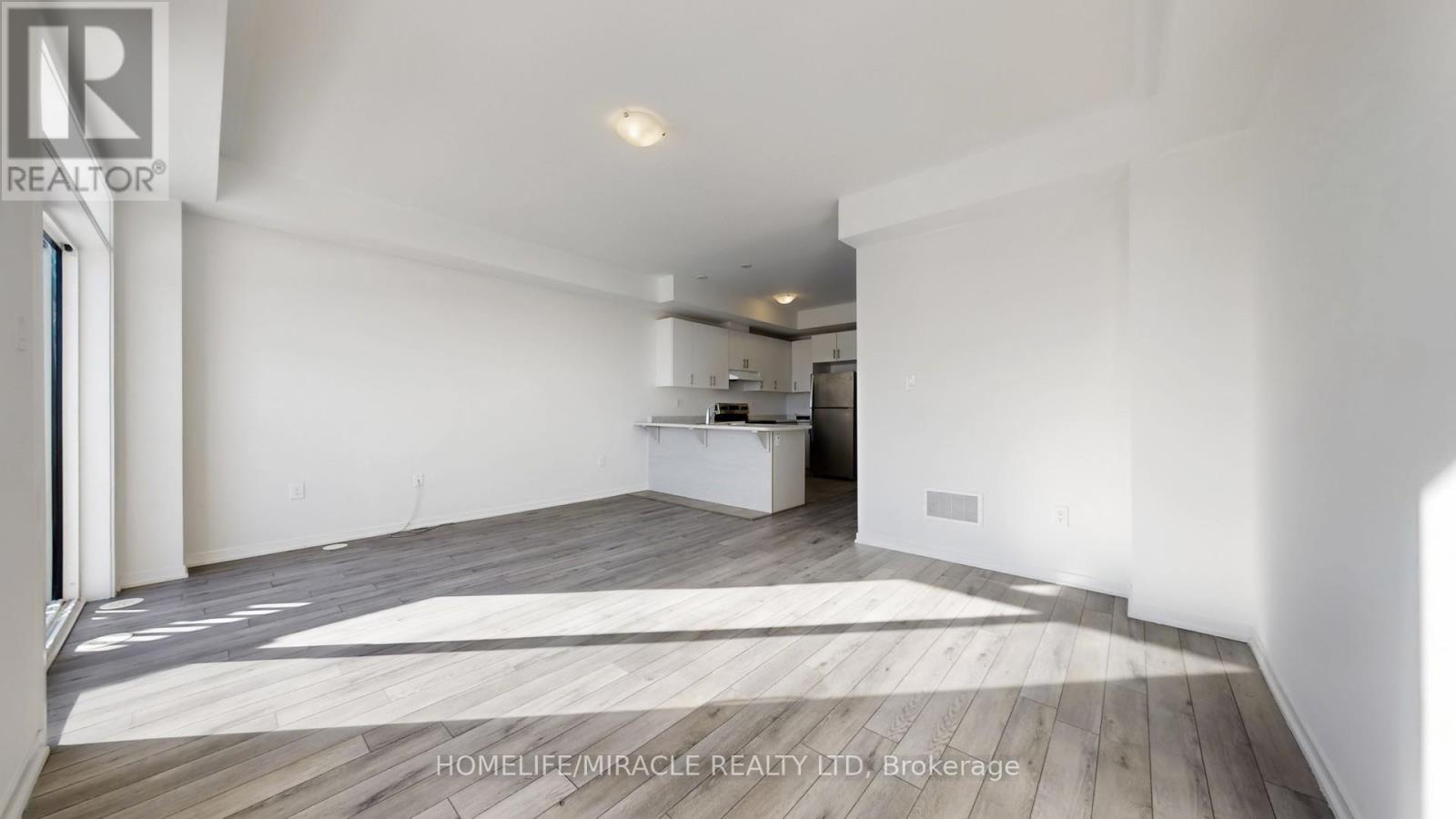 779 Heathrow Path, Oshawa, ON - Indoor Photo Showing Other Room