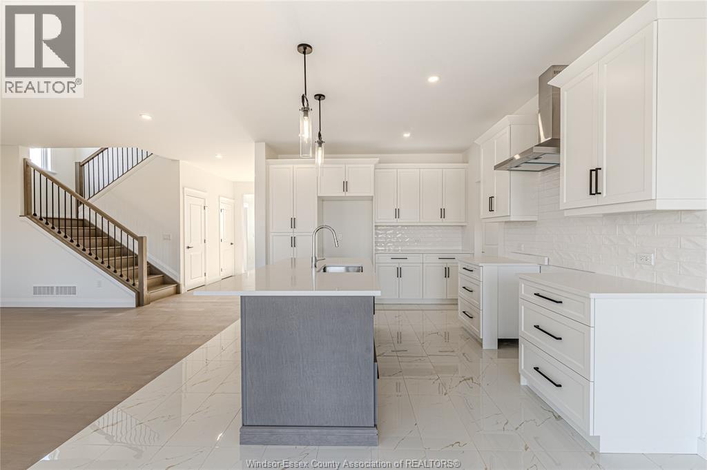 4508 Ursula, Comber, ON - Indoor Photo Showing Kitchen
