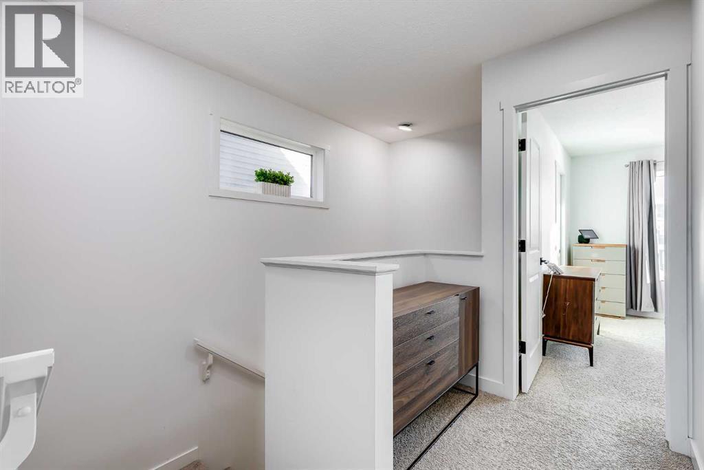 117 Highview Gate Se, Airdrie, AB - Indoor Photo Showing Other Room