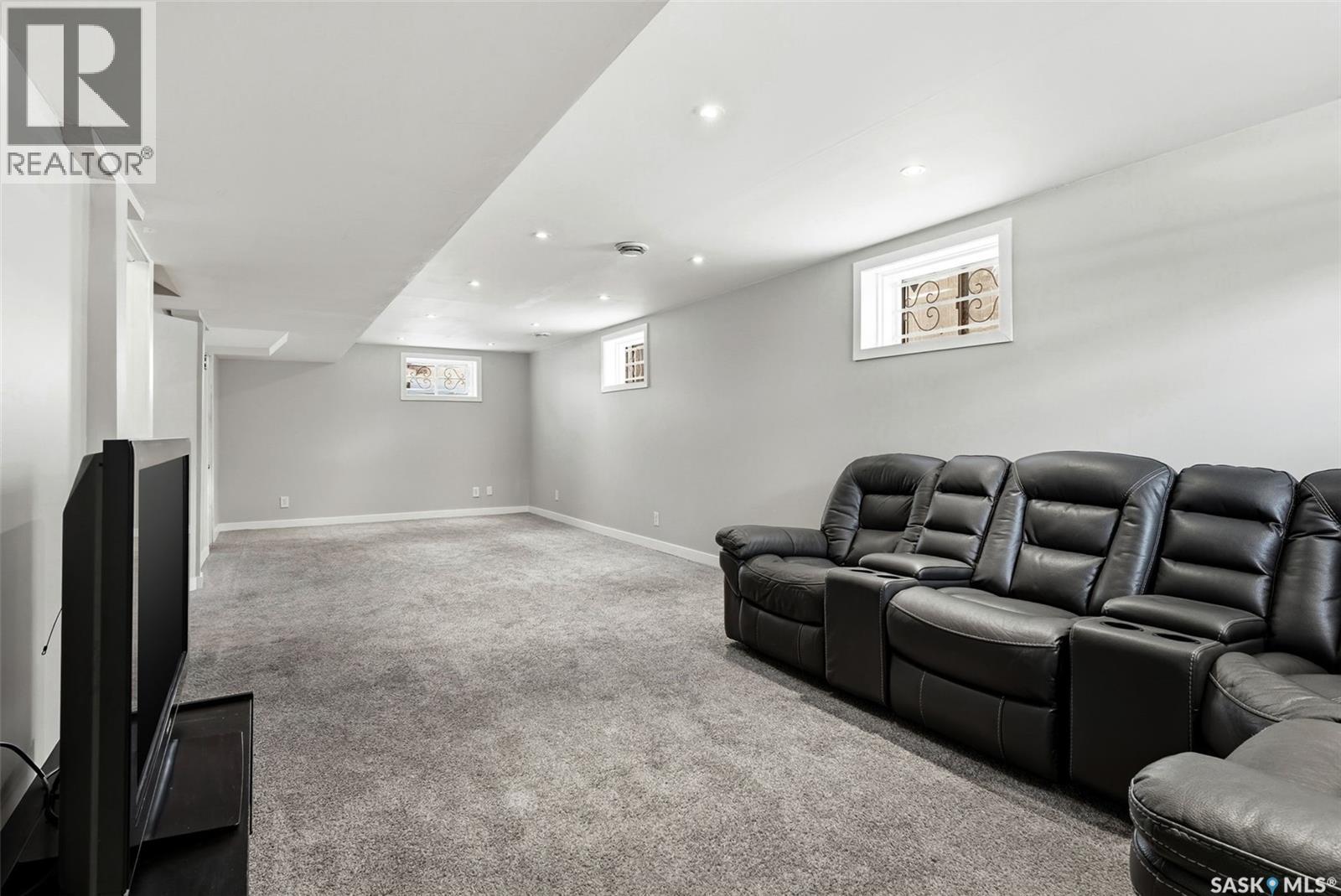 745 Elphinstone Street, Regina, SK - Indoor Photo Showing Basement