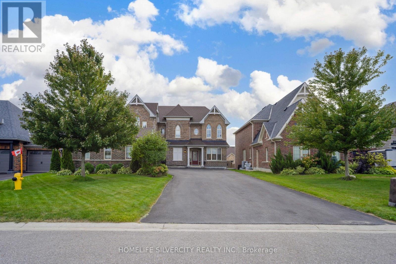 8 Mitchell Crescent, Mono, ON - Outdoor With Facade