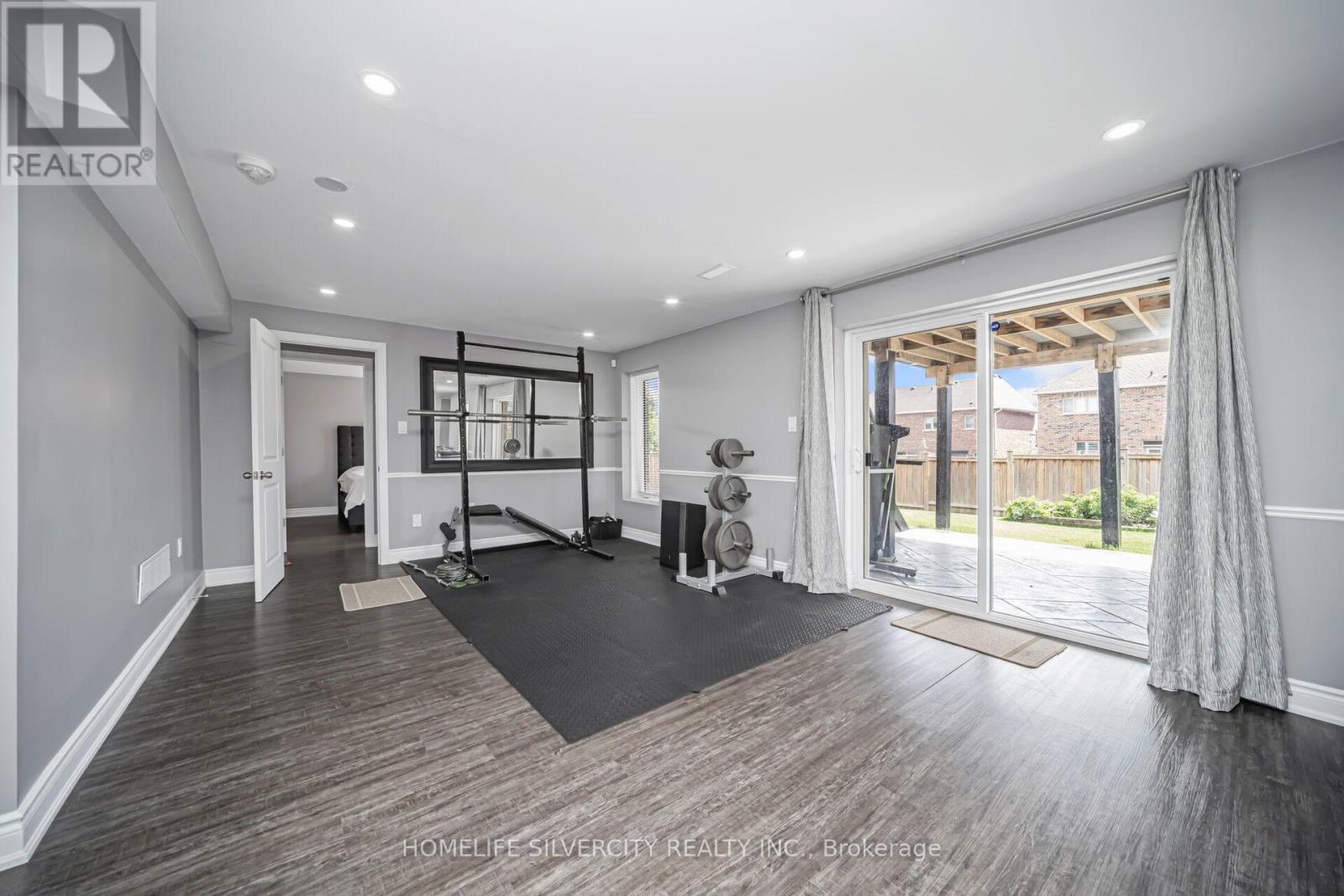8 Mitchell Crescent, Mono, ON - Indoor Photo Showing Gym Room