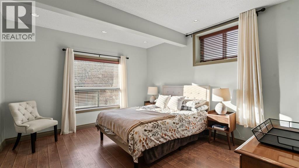 189 Rockyspring Terrace Nw, Calgary, AB - Indoor Photo Showing Bedroom