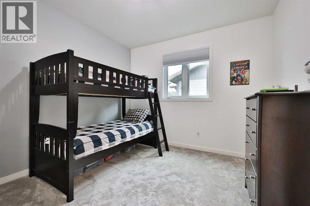 246 4A Street, Stirling, AB - Indoor Photo Showing Bedroom