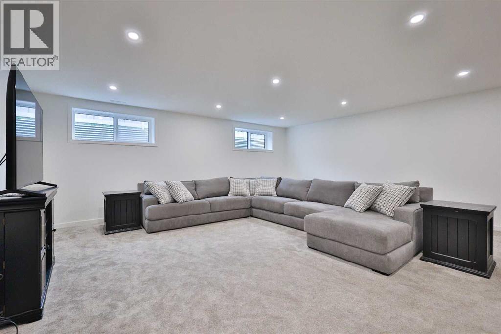 246 4A Street, Stirling, AB - Indoor Photo Showing Basement